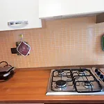 Apartmán 100mt From Termini Bright 2br *