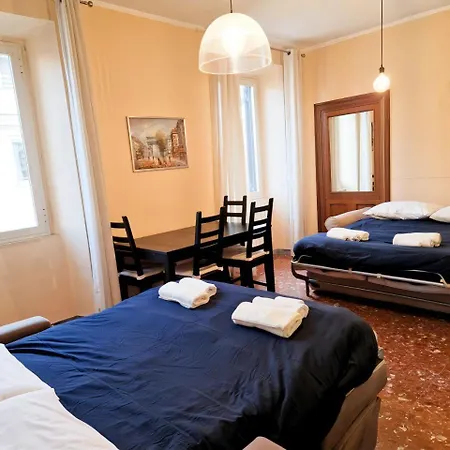 100mt From Termini Bright 2br 公寓 *