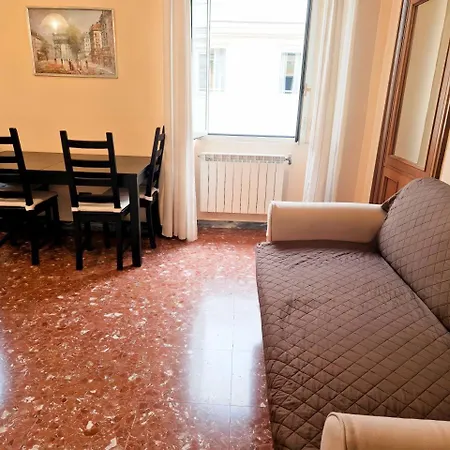 Apartmán 100mt From Termini Bright 2br